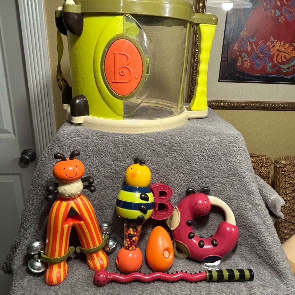 My B Toy Drum Set. Missing Pieces